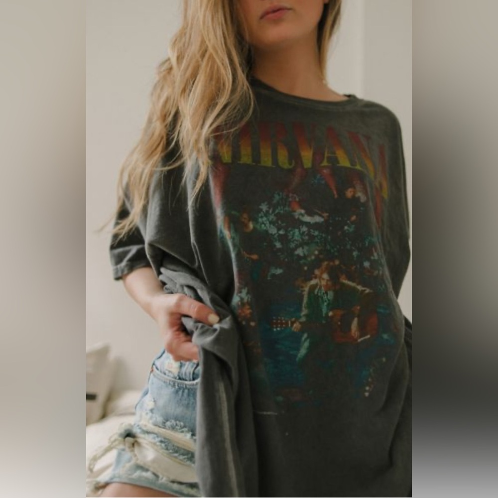 UO | NIRVANA Unplugged Distressed Washed Black Oversized Tee